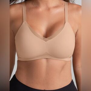 Honeylove CrossOver Wireless Bra in Sand Nude- Still Full Price